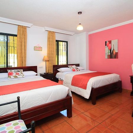 La Rosario Hotel Quito Luaran gambar
