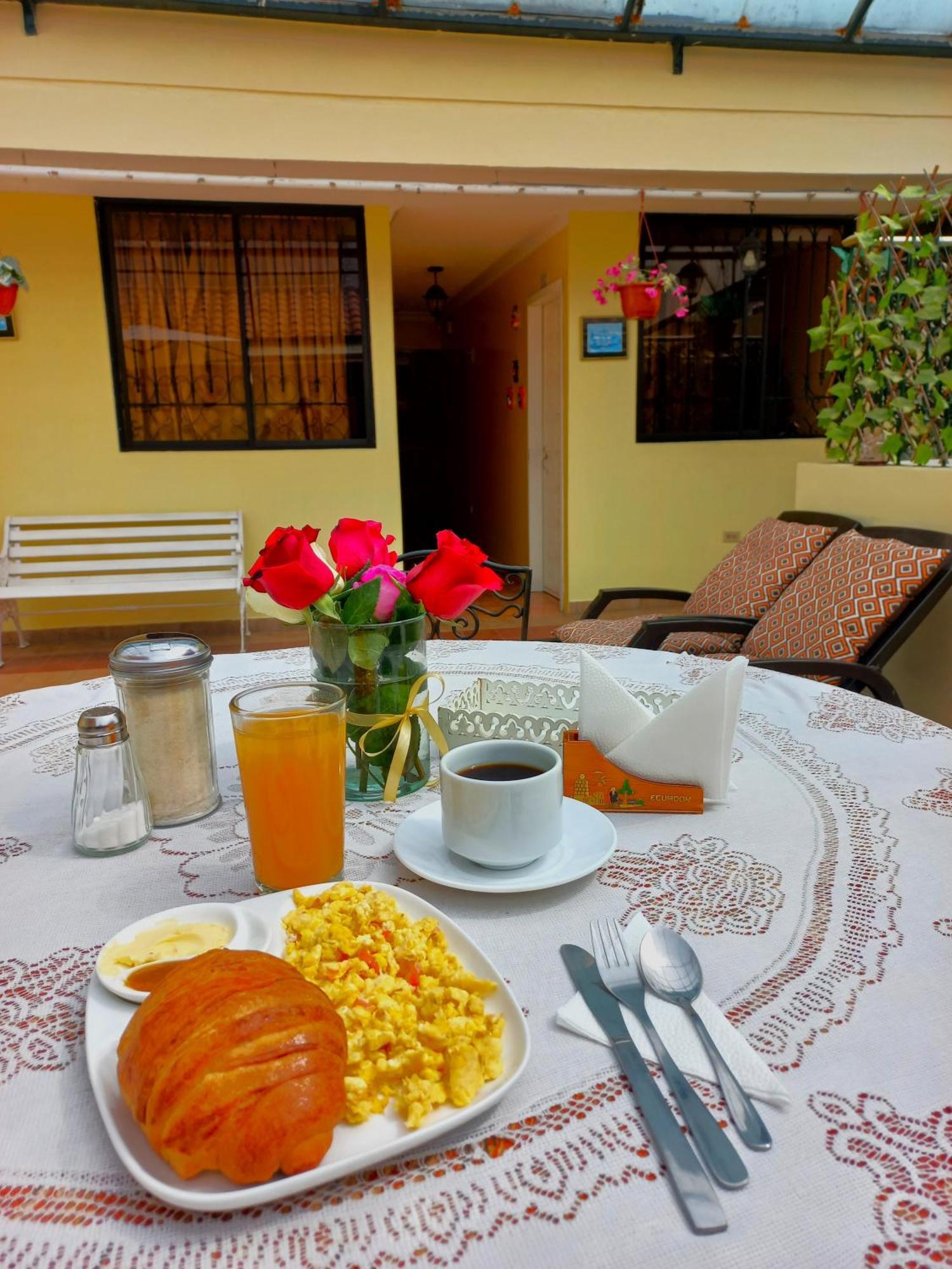 La Rosario Hotel Quito Luaran gambar